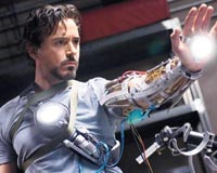 Iron Man gieleri alt st ediyor 