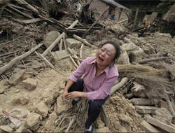 Tibet'te deprem 30 can aldı
