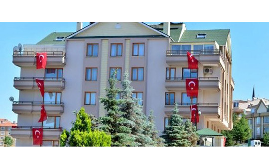 erdoganin-evi-bayrak.jpg