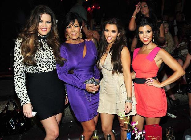 kim-kardashian-ailesi.jpg