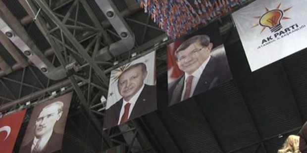 page_akp-kongresinde-erdoganin-sesinden-siir-dinletildi_848913795.jpg